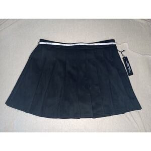 ✨ 3 / $15 DEAL ✨ Black Pleated Skort Skirt - XL - Suede Blokecore Dark Academia